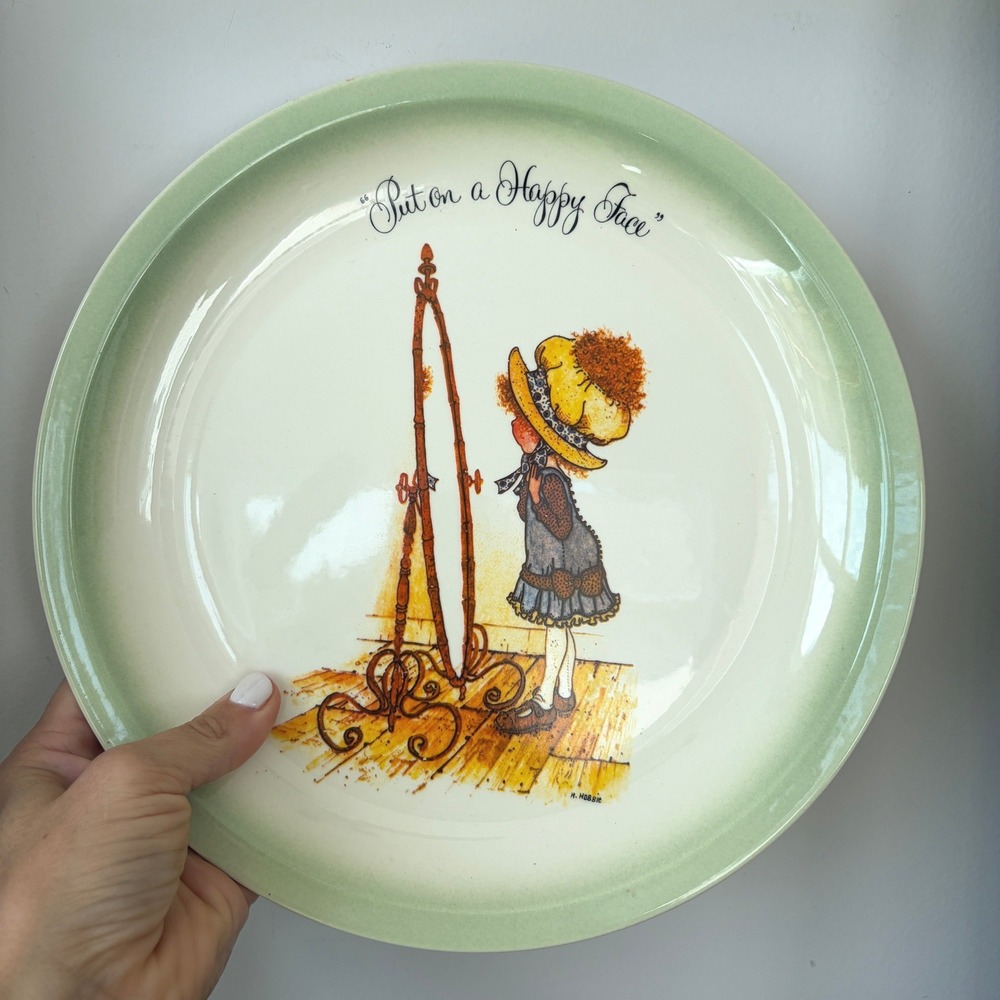 Vintage Holly Hobbie Plate Put on a Happy Face 1972 Collector Edition 10.5"